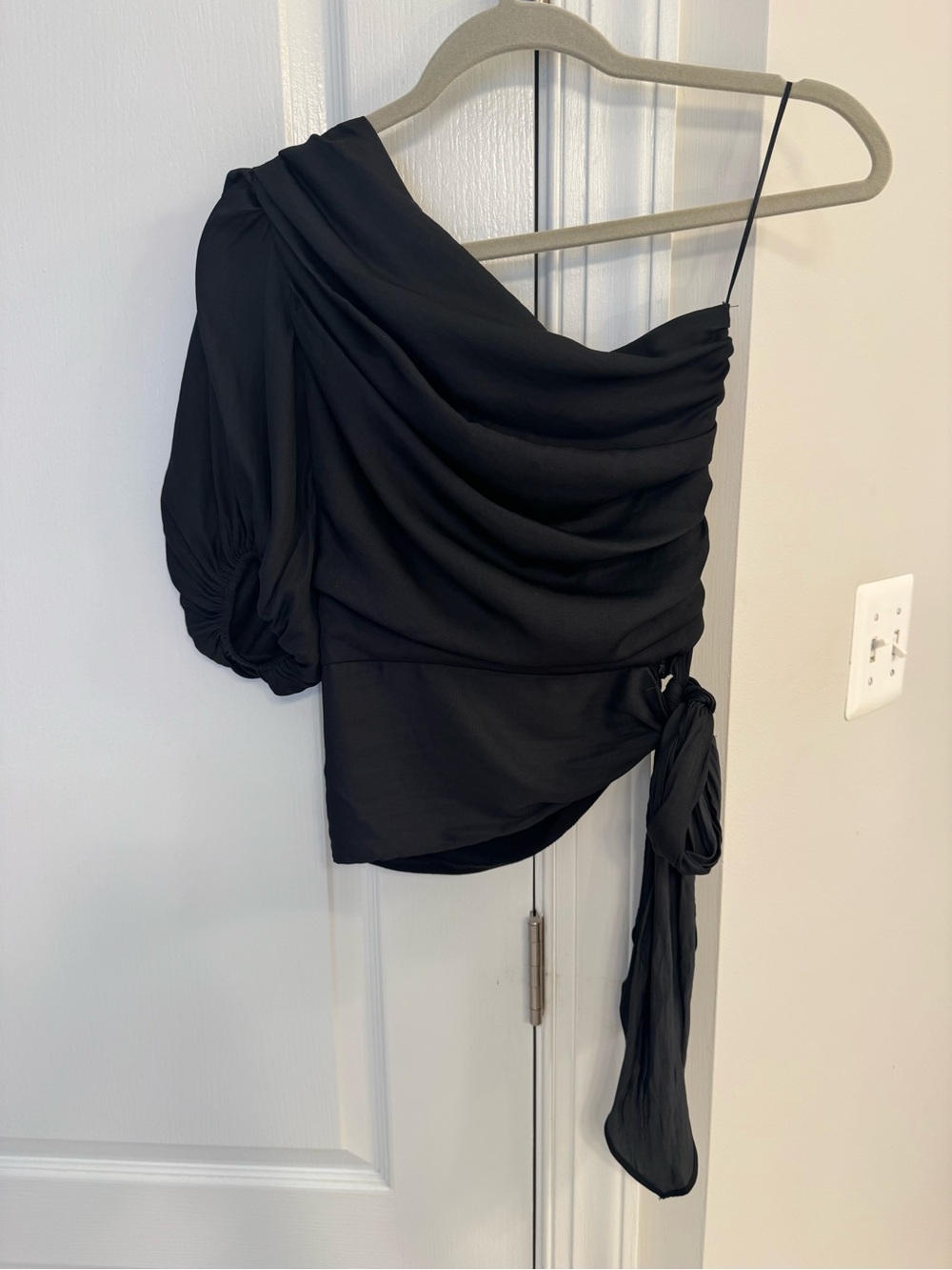 Dolan  from Anthropologie Black One-Shoulder Draped Tie-Waist Top side zip